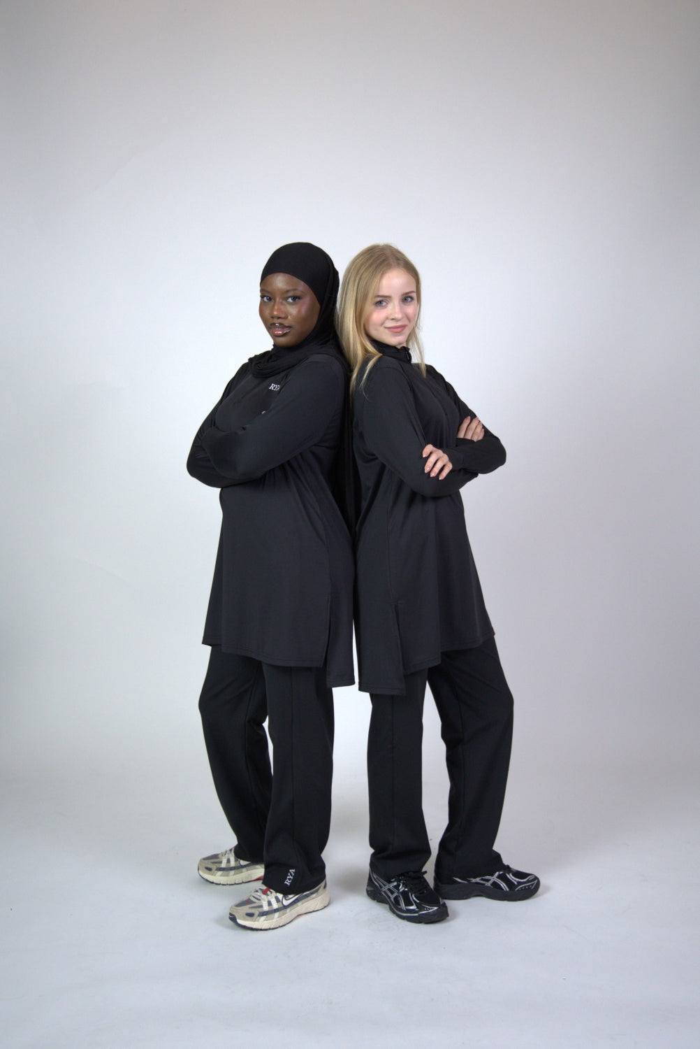 Modest Sport Pants (Black)